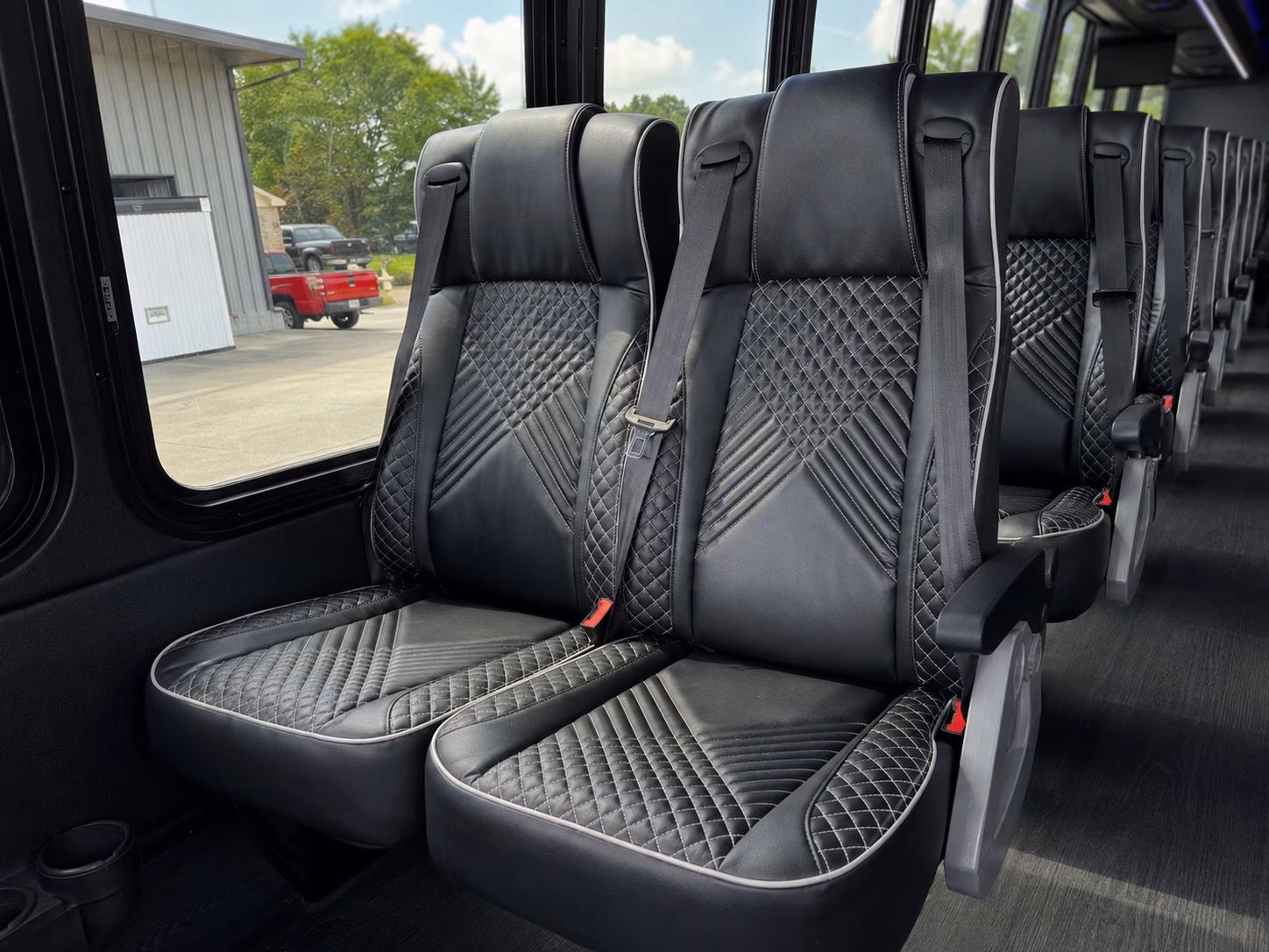 pasadena charter bus rentals from a large network of providers